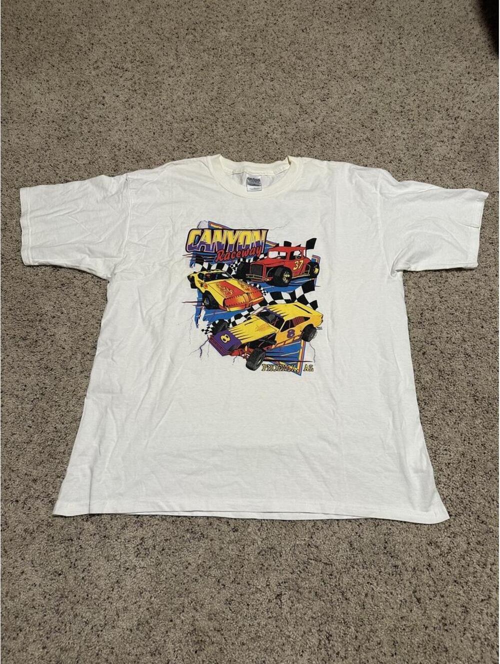 Gildan Men's White Tshirt